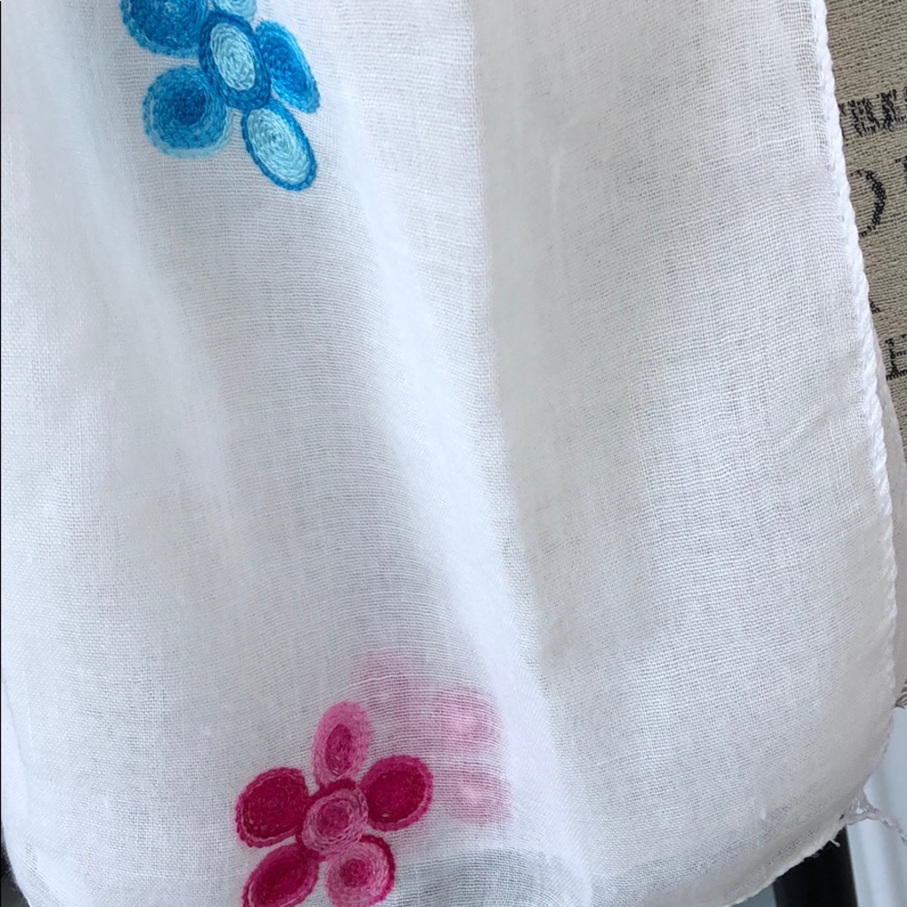 Scarf - Picture 3 of 3